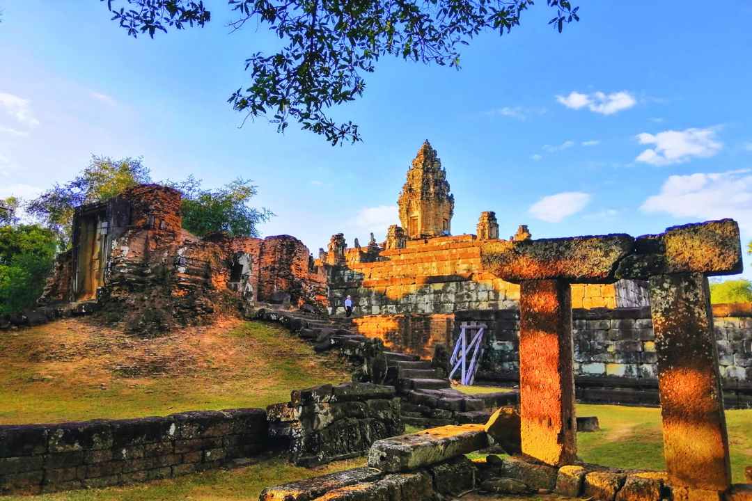 Begin your historical exploration with Roluos Group’s tranquil ambiance